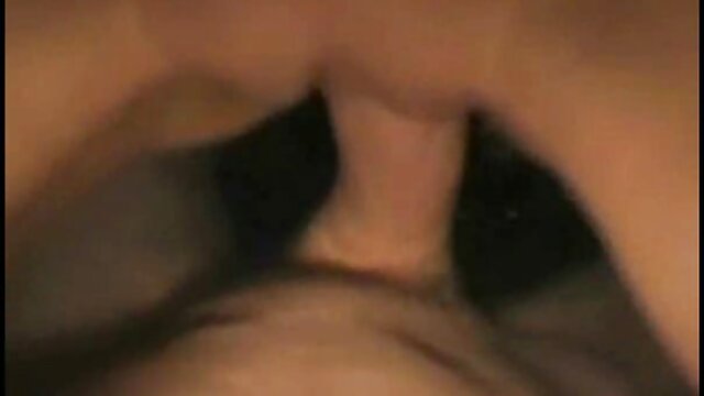 ブルネットスリム膣旅行はボルトのガールフレンドに自家製ポルノ 女 専用 エロ 動画