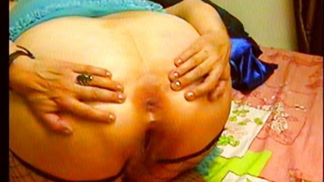犬のポーズで黒mulattoを吸う 女性 専用 エロ 動画 無料